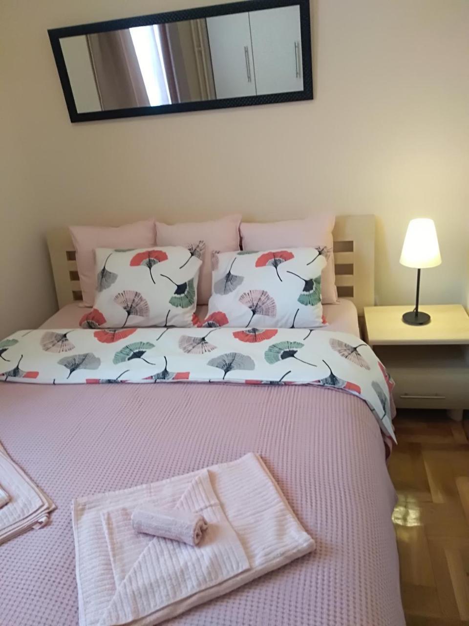 Apartman Nina Vojvode Stepe Vozdovac Voždivac Exteriér fotografie